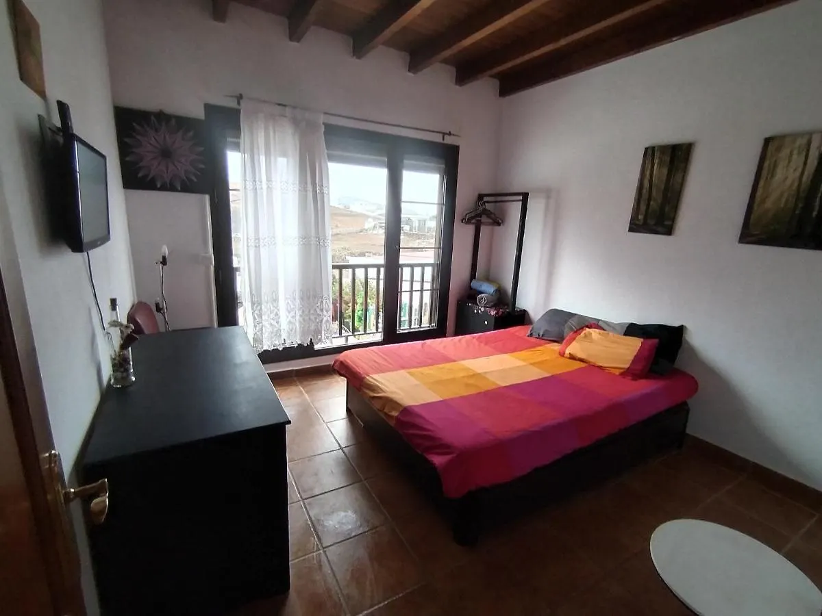 Lanzate! Hotel Tinajo 0*,